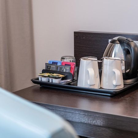 Premier Inn Duesseldorf City Friedrichstadt Екстер'єр фото