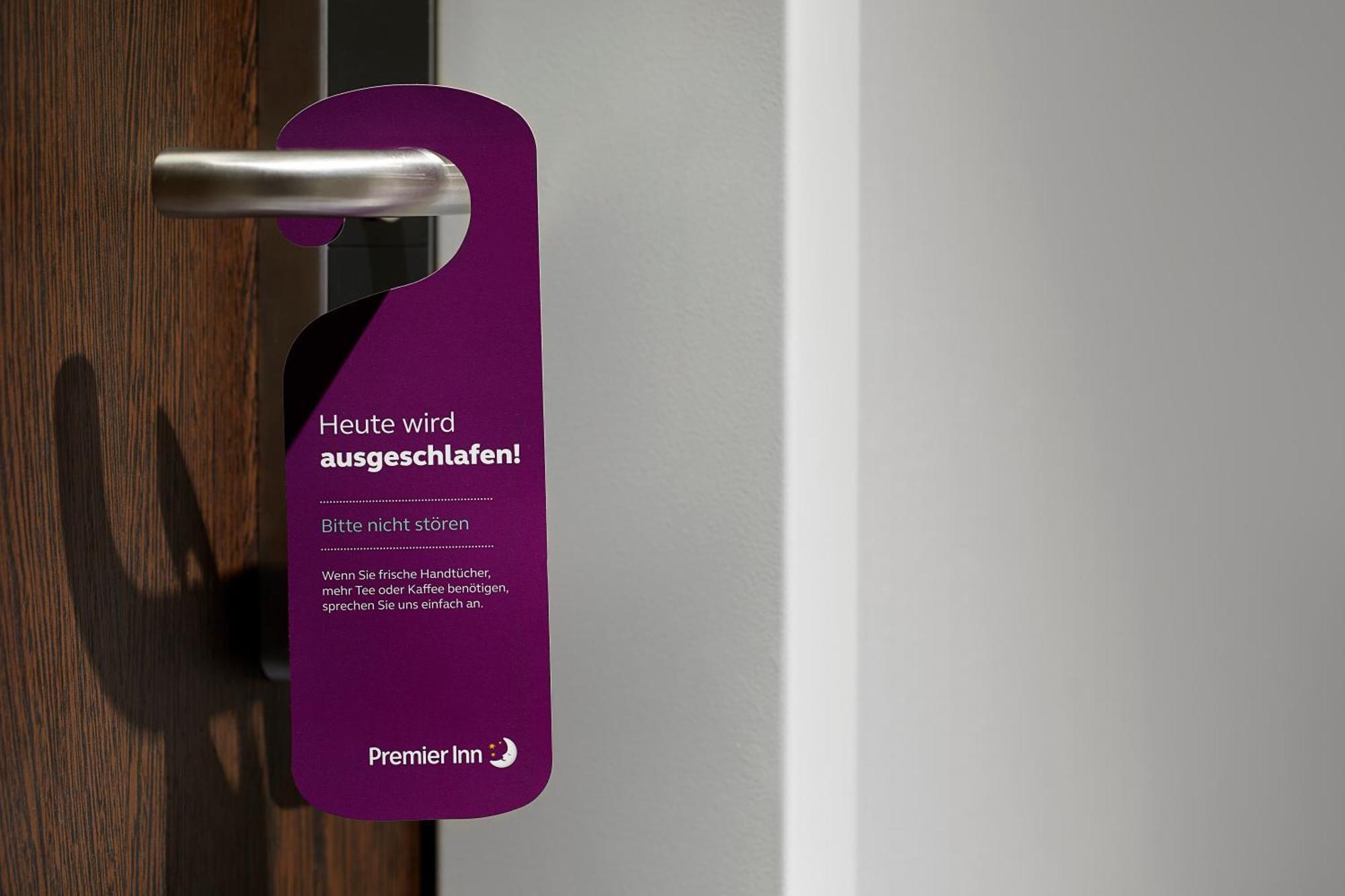 Premier Inn Duesseldorf City Friedrichstadt Екстер'єр фото