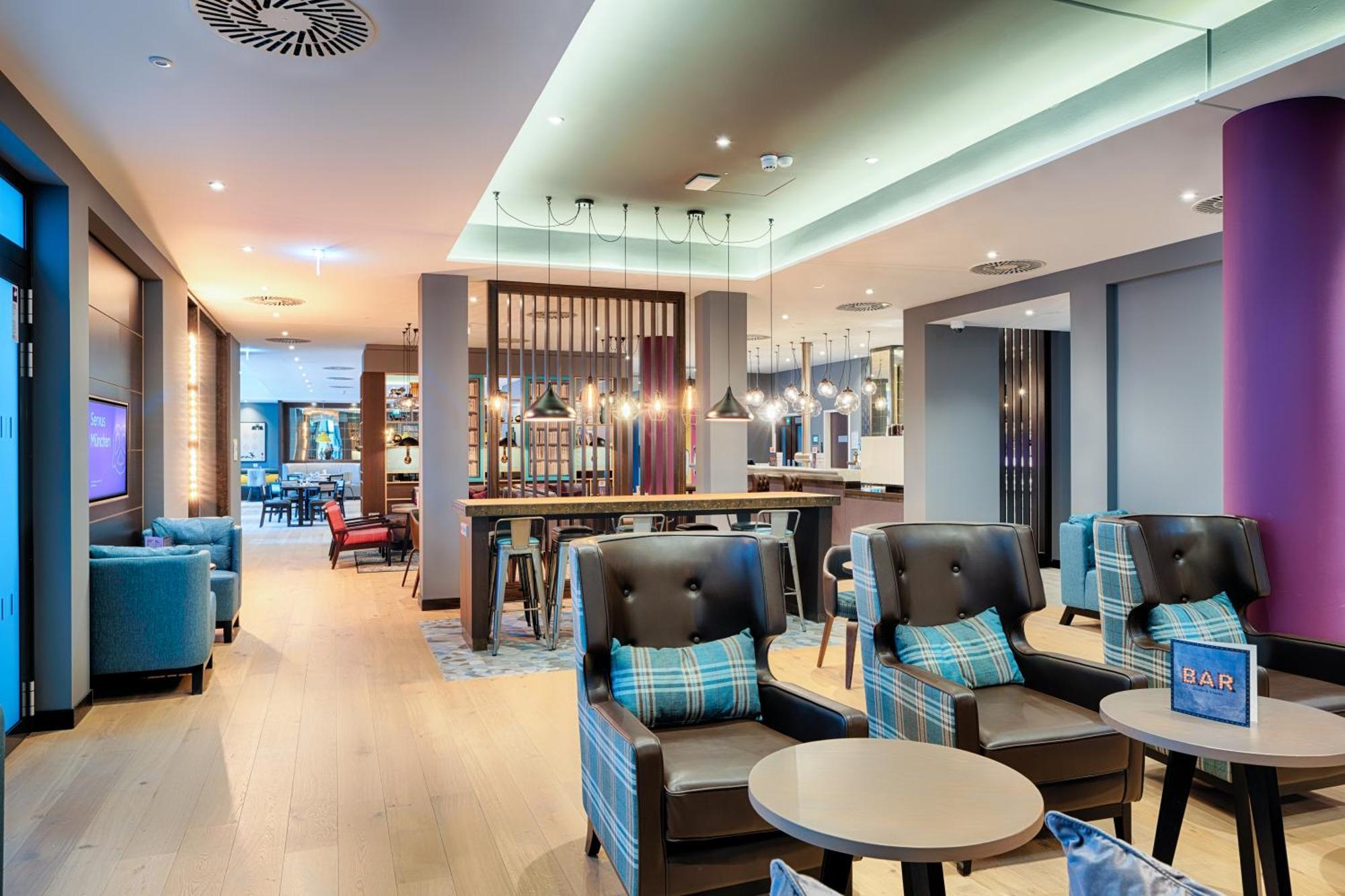 Premier Inn Duesseldorf City Friedrichstadt Екстер'єр фото