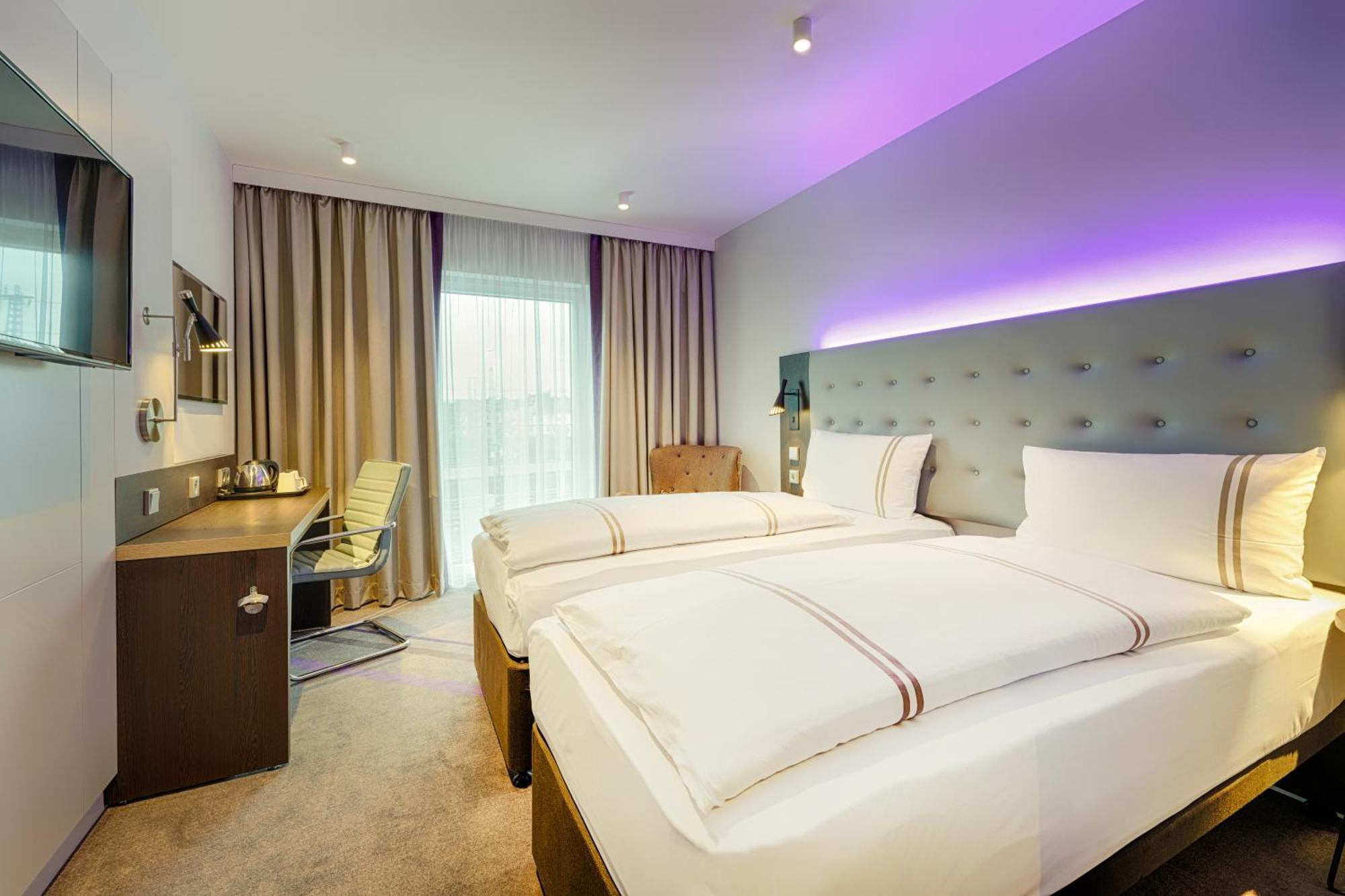 Premier Inn Duesseldorf City Friedrichstadt Екстер'єр фото