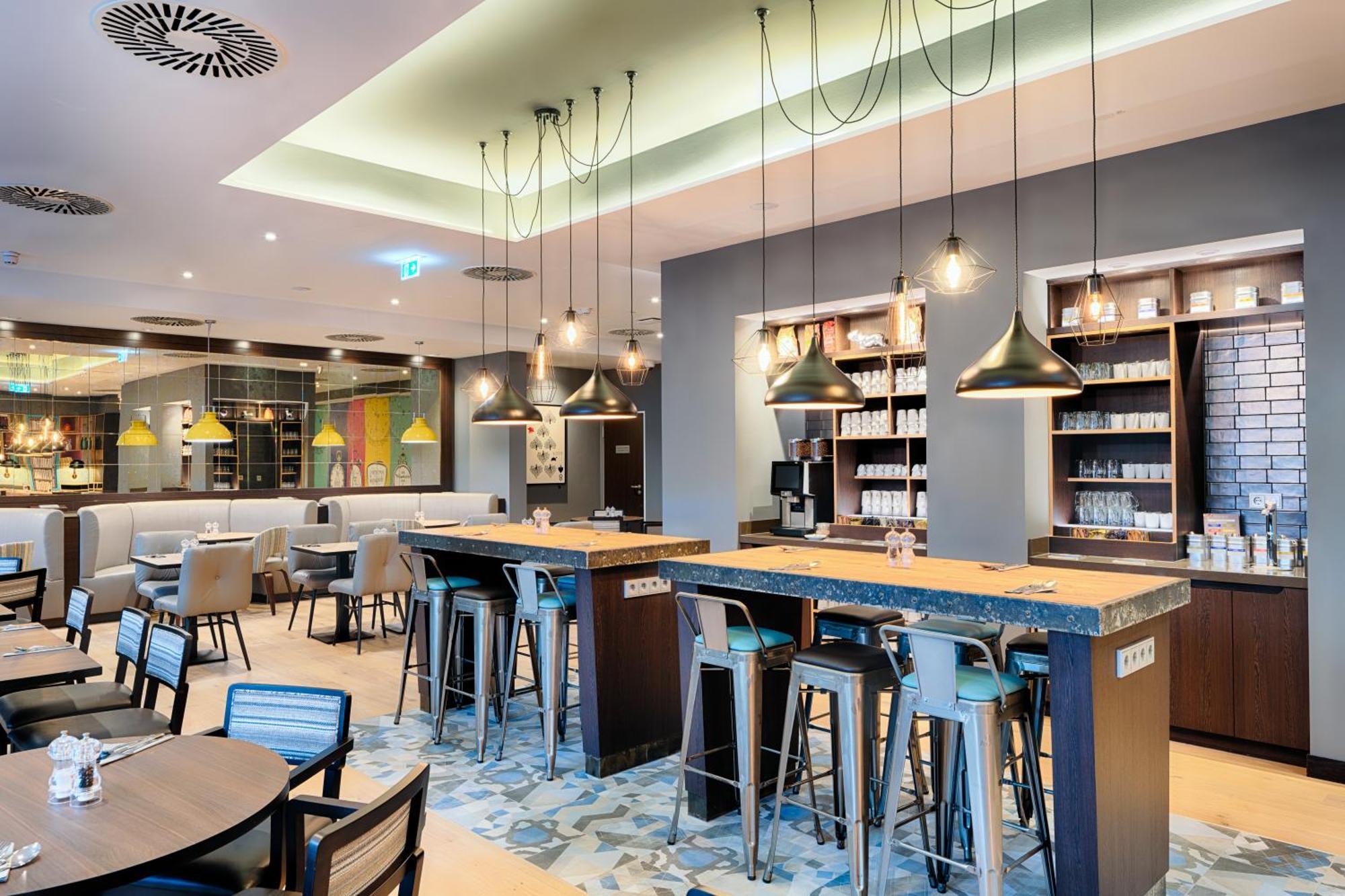 Premier Inn Duesseldorf City Friedrichstadt Екстер'єр фото