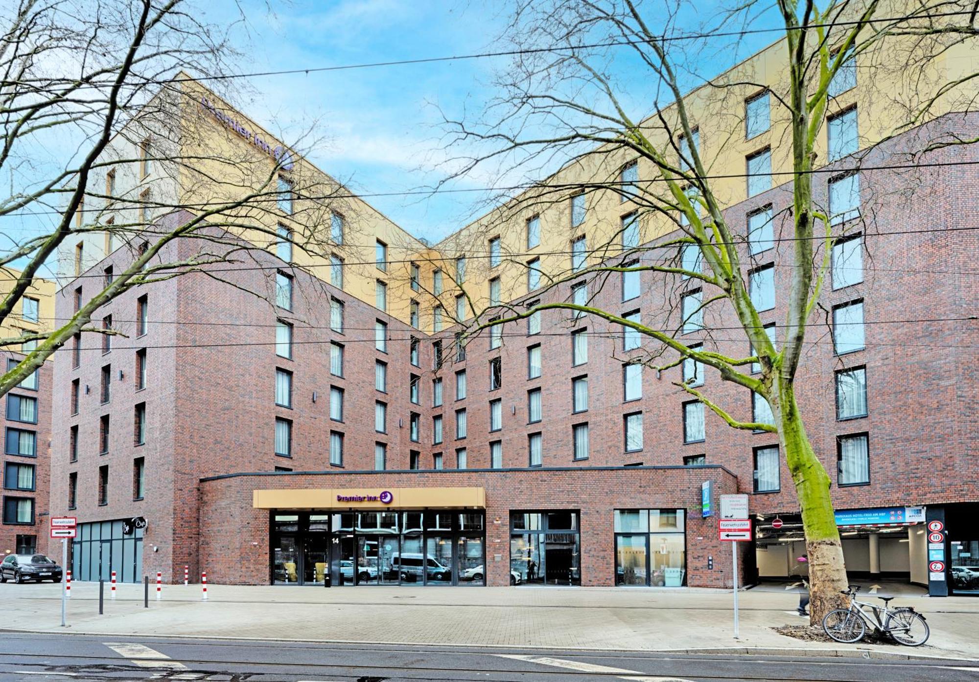 Premier Inn Duesseldorf City Friedrichstadt Екстер'єр фото
